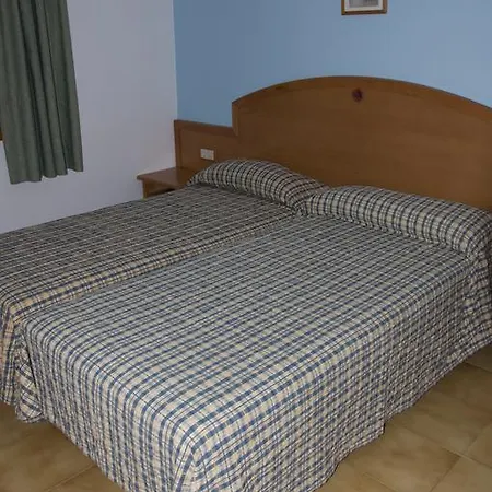 Apartament Apartamentos Anmar Cala'N Blanes (Menorca)