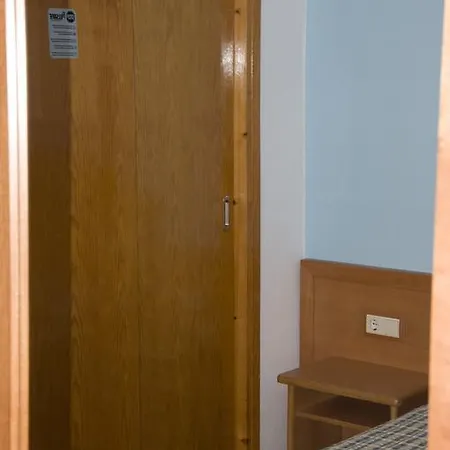 Apartament Apartamentos Anmar